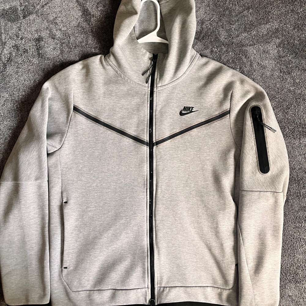 Nike Tech Fleece Full-Zip Jacket- Grey- Mens Size Large
